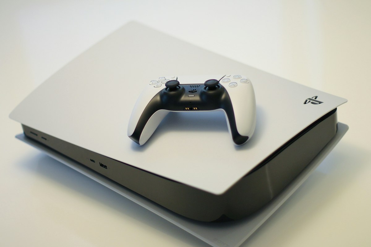 PlayStation 5 Diskli + Oyunlar - Fırsat